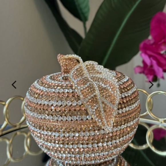 Apple rhinestone crystal clutch - Picture 2 of 3